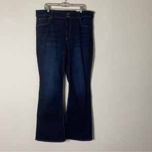 American Eagle women’s dark blue hi rise artist flare jeans 20 long